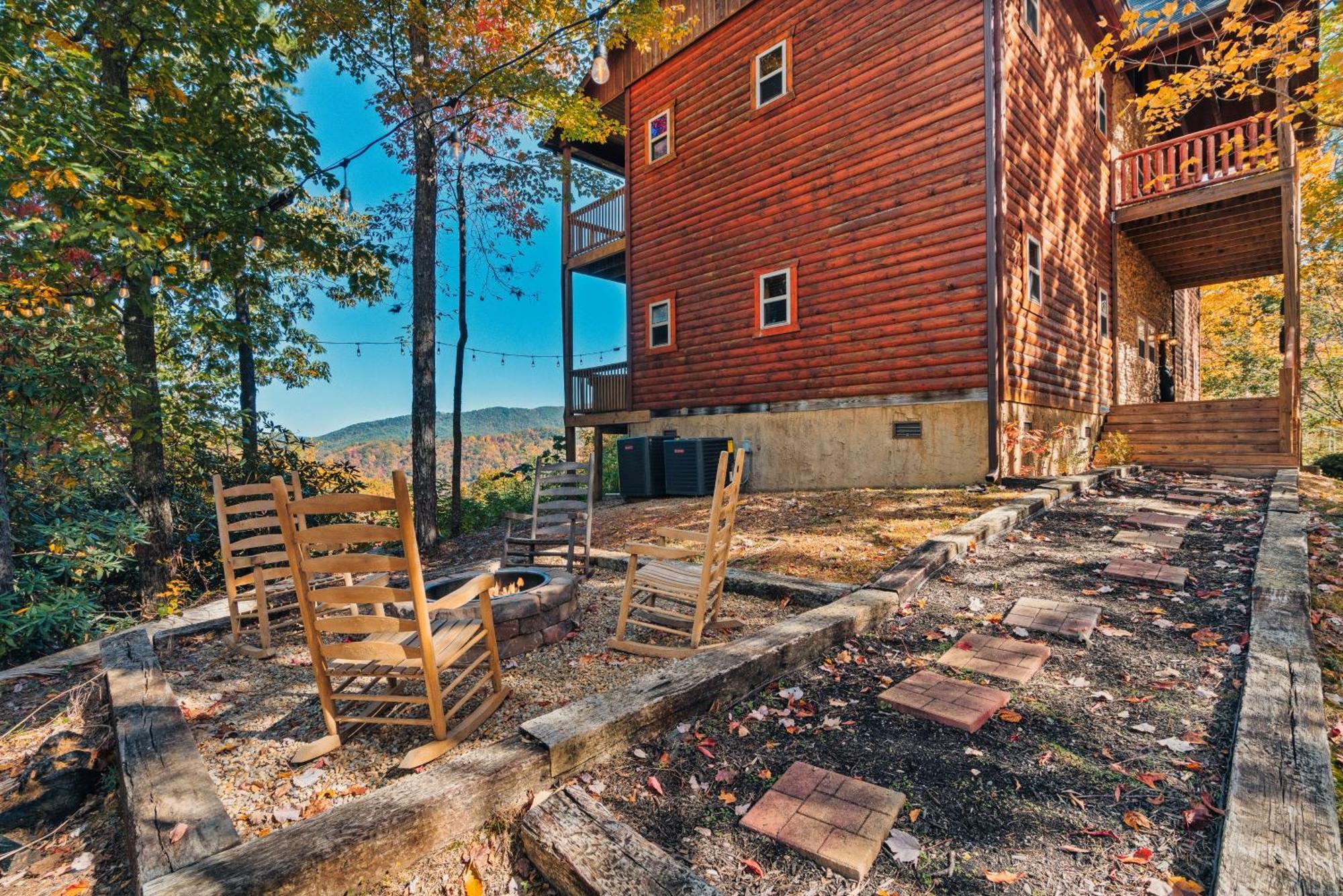 Top Mtn Views, Hottub, Games, 4 Suites, Pets Севьервилл Экстерьер фото